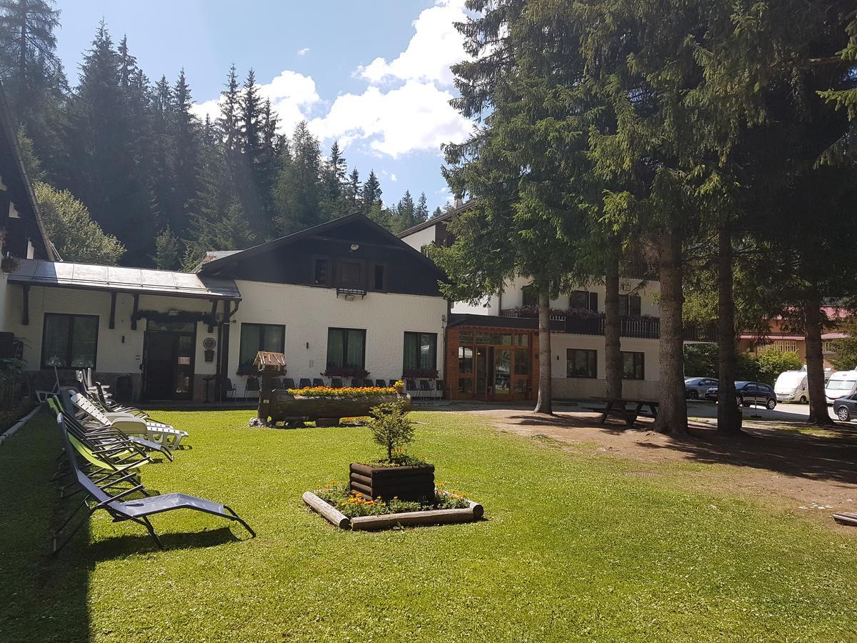 Casa Alpina Dobbiaco Exterior foto